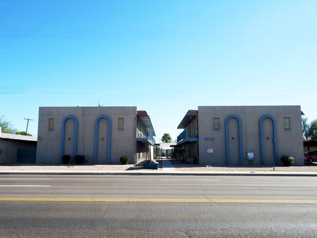 Building Photo - Blue Ridge Apartments