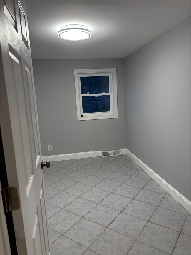 Photo - 121 School St House