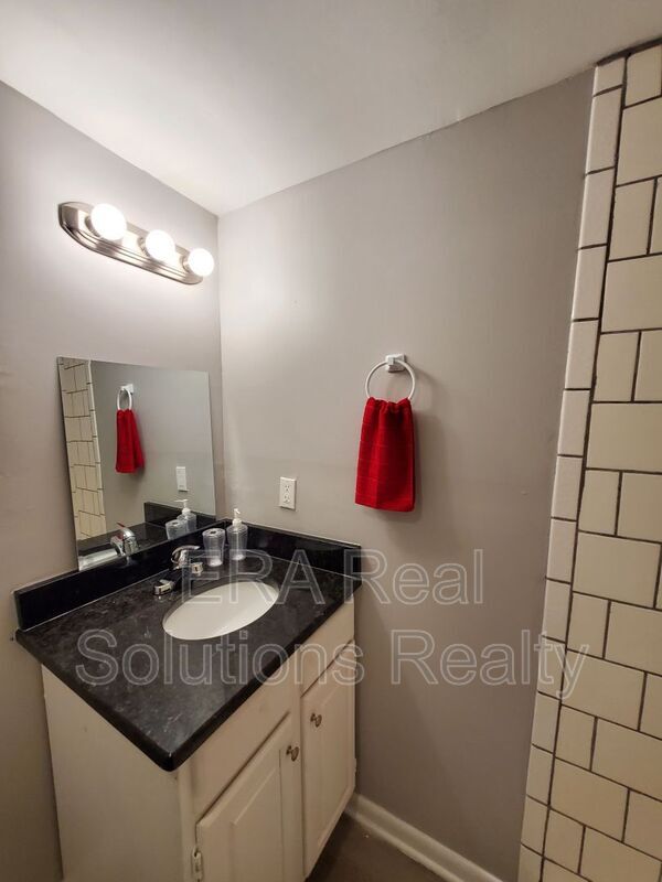 2160 Margaret Ave, Columbus, OH 43219 House for Rent in Columbus, OH