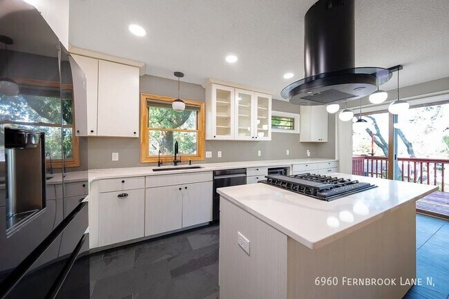 Foto del edificio - 4br 2ba 2cg  ~ Security Deposit Free Alter...
