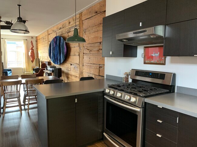 Photo du bâtiment - 1681 Rue Aylwin