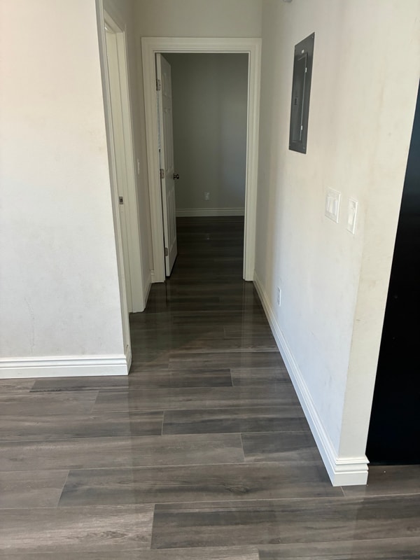 Building Photo - 1209 Center Ln