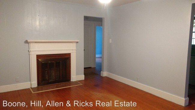 Building Photo - 2 br, 1 bath House - 925 West Haven Boulevard