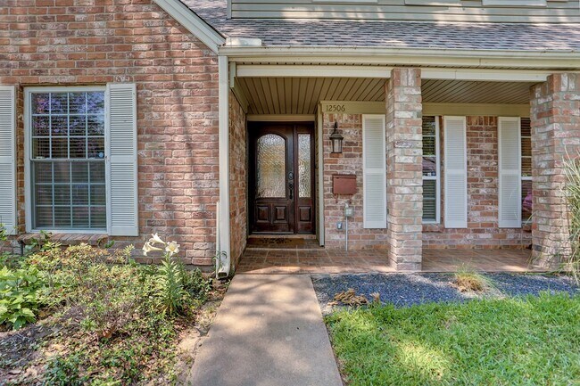 Foto del edificio - 12506 Kingsride Ln