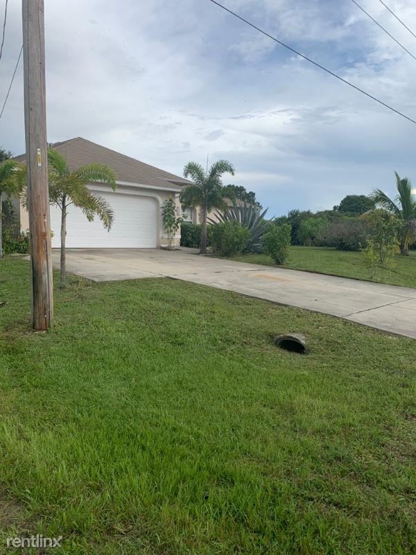 Building Photo - 4 br, 2 bath House - 1721 El Dorado Blvd N