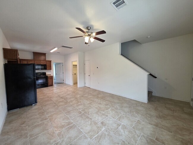 Foto del edificio - 6110 White Oak Dr