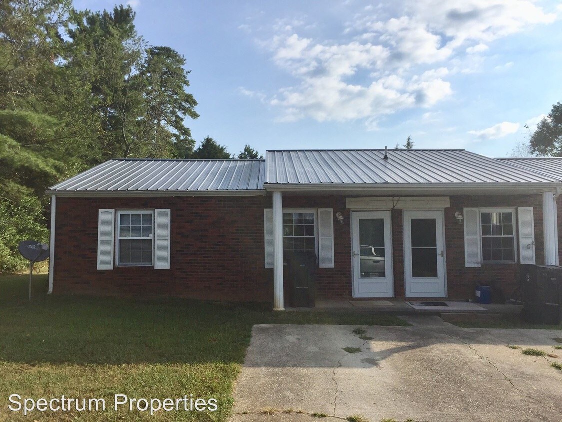 Primary Photo - 1485 Laura Dr