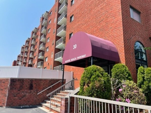 Foto principal - 30 Revere Beach Pkwy