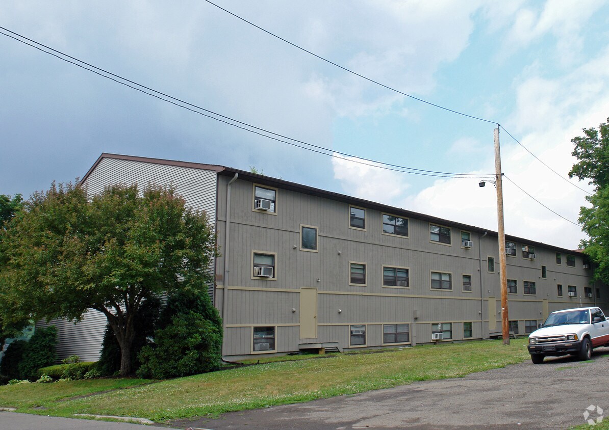Foto del edificio - Court View Manor