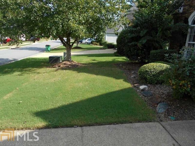 Foto del edificio - 329 Weatherstone Pl