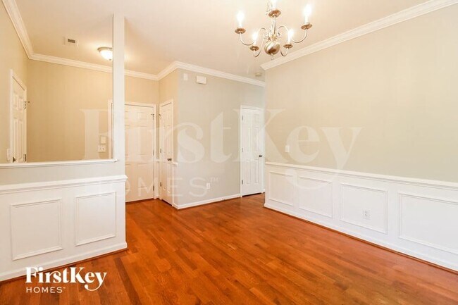 Building Photo - 6000 Black Willow Dr