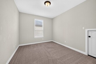 Building Photo - 26302 Misty Ember Ln