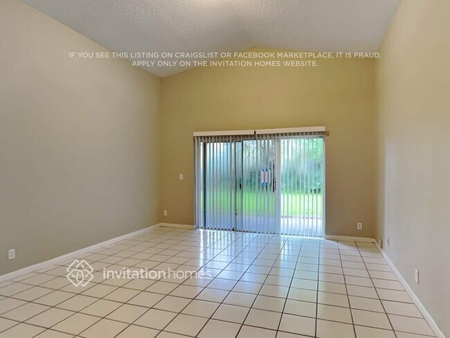 Foto del edificio - 7546 Briarcliff Cir