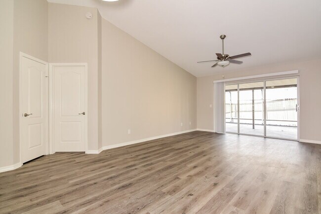 Foto del edificio - 9726 Cypress Pond Ave