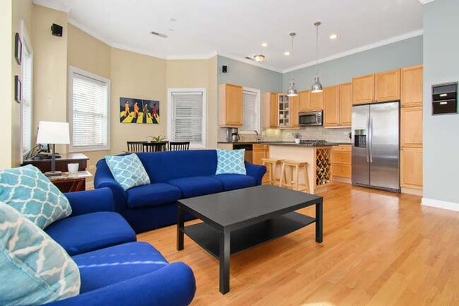 Foto del edificio - 3436 N Ashland Ave