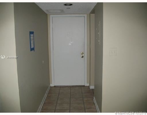 Building Photo - 8730 SW 133rd Ave Rd  417 Miami FL 33183