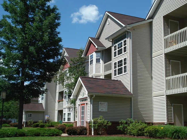 Building Photo - Southcreek Apartments