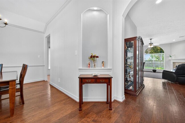 Foto del edificio - 3214 Southmere Ln