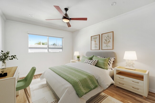 Building Photo - The Biarritz Apartments