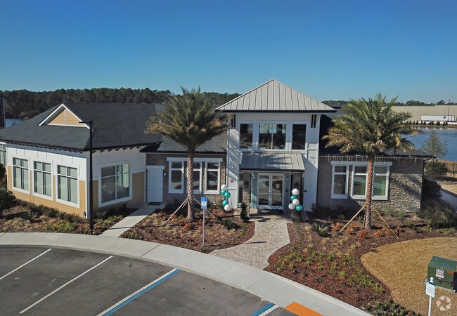 Building Photo - RCM Acquisition LLC (Broxton Bay)