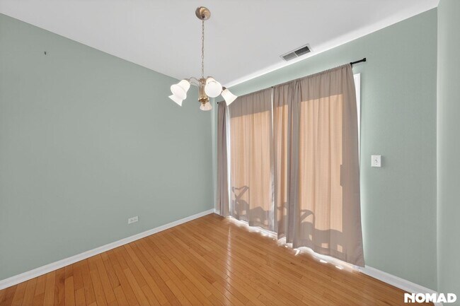 Foto del edificio - 992 Darla Ct