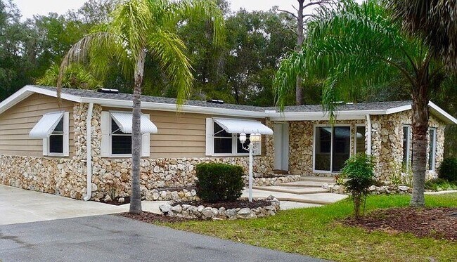 Foto del edificio - Lake Helen FL 32744 Beautiful home for rent