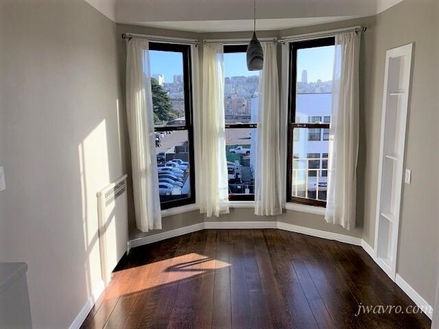 Foto principal - 1700 Bay St