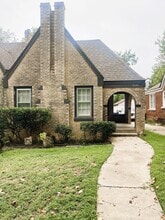 Building Photo - 2644 NW 11th St