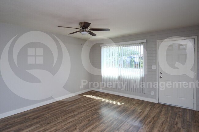 Foto del edificio - 6044 N 21st Ave