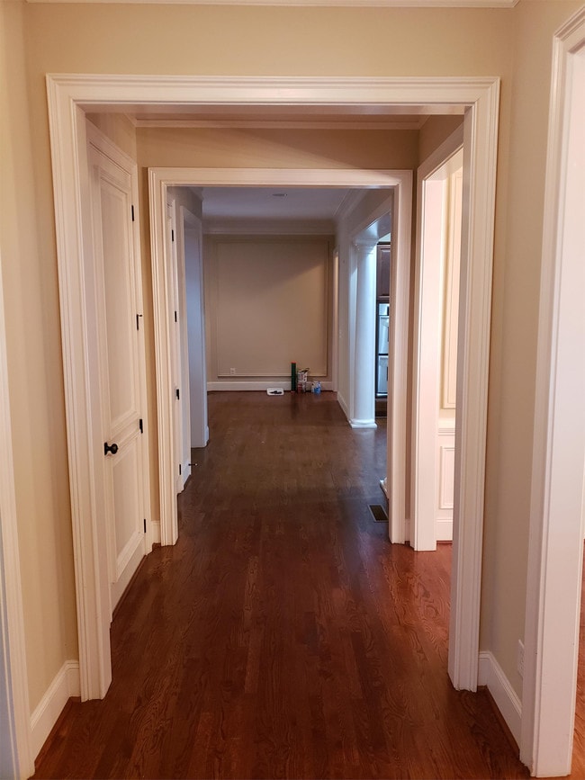 Foto del edificio - 1501 Knob Hill Dr NE