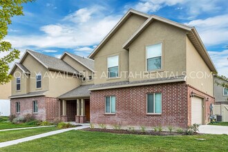 Building Photo - 939 W 175 S