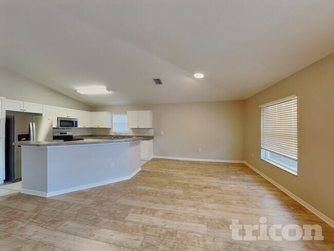 Foto del edificio - 2707 95th St E