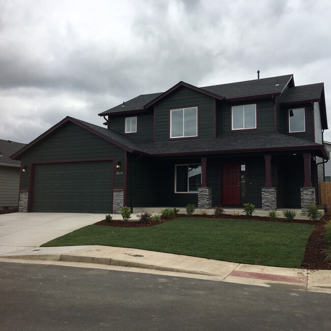 Building Photo - 3029 Tierra Dr NE