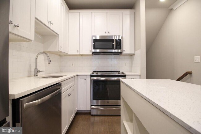Foto del edificio - 7213 Georgia Ave NW