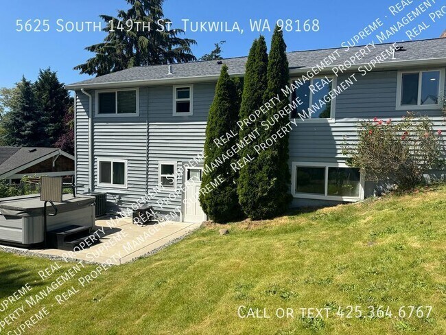 Building Photo - Beautiful and Charming Home