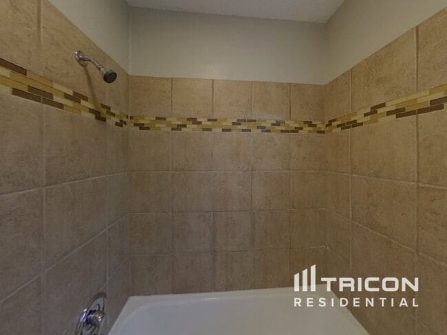 Foto del edificio - 2312 Vineyard Dr