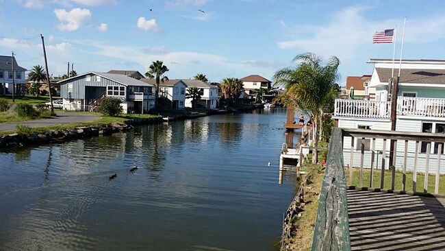 Building Photo - 96 Bayou Vista Dr