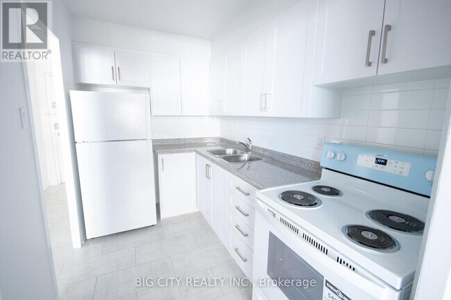 Photo du bâtiment - 1000 Broadview Ave