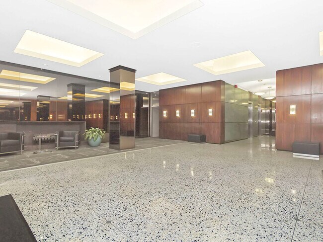 Foto del edificio - 535 N Michigan Ave