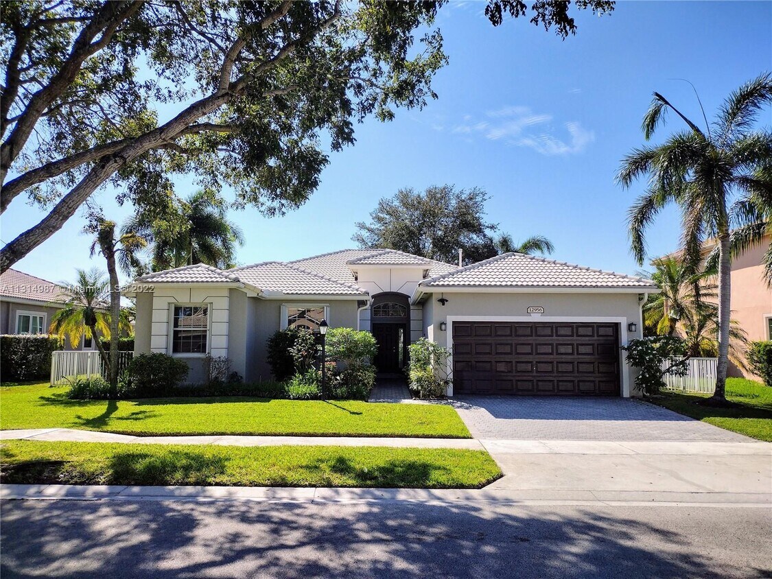 12956 NW 18th Manor, Pembroke Pines, FL 33028 House for Rent in