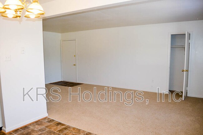 Foto del edificio - 7710 Colonial Point Ln