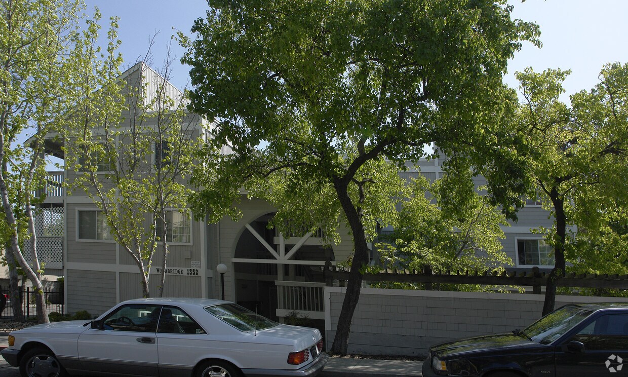 Foto del edificio - Woodbridge Apartments