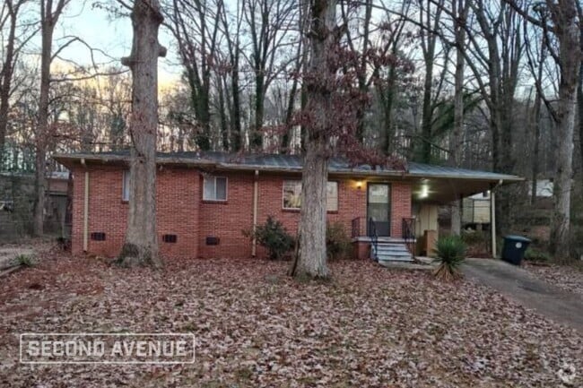 Building Photo - 617 Rebecca Rd