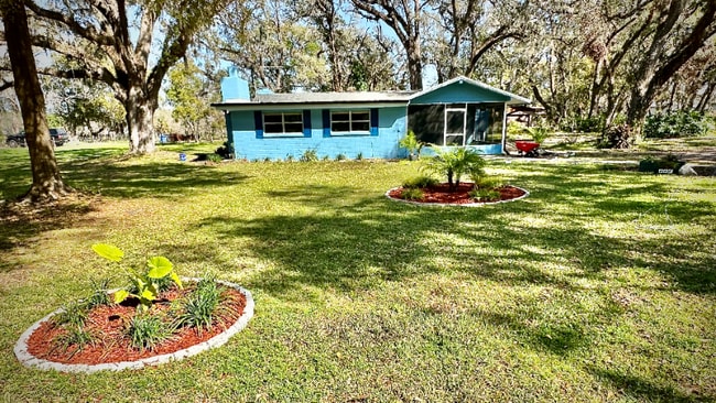 Photo - 11031 Circle S Rd House