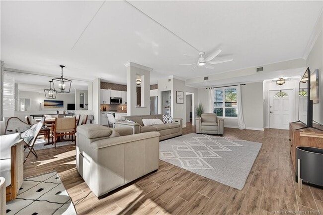 Foto del edificio - 13438 Harbour Ridge Blvd