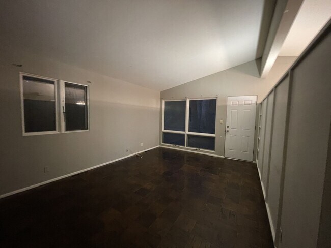 Foto del edificio - 8462 Grand Ave