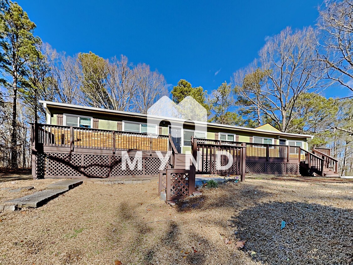 Primary Photo - 9525 Rivertown Rd