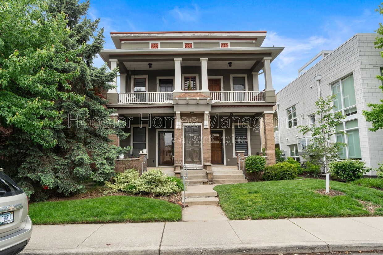 Photo - 920 Broadway Street
