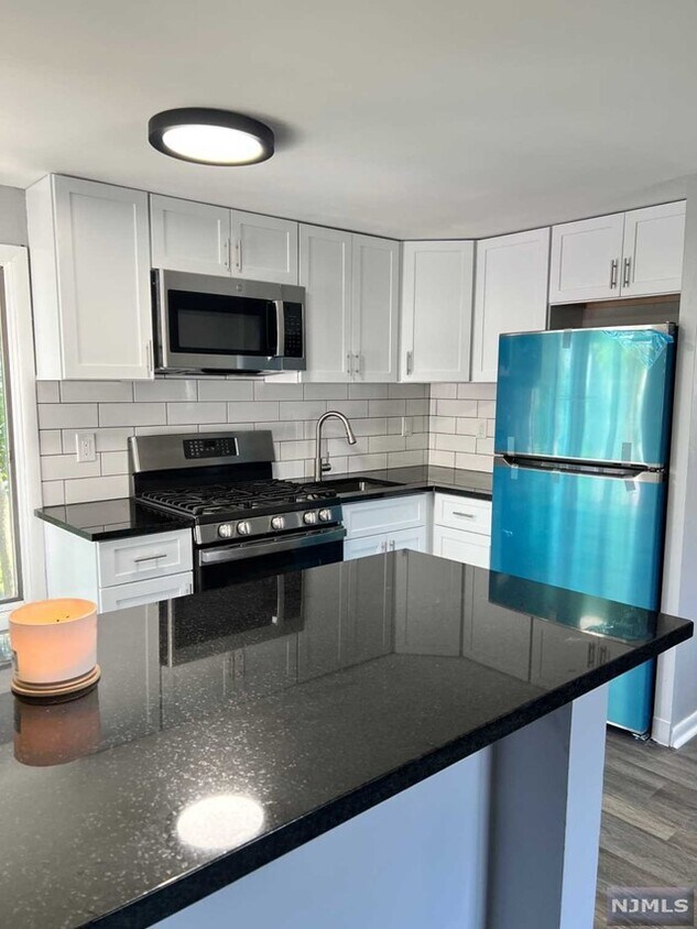 Foto principal - 417 5th St