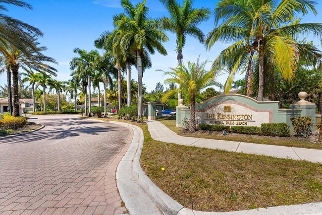 Foto del edificio - 310 Crestwood Cir
